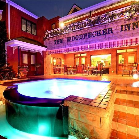 The Woodpecker Inn Pretoria-Noord Extérieur photo