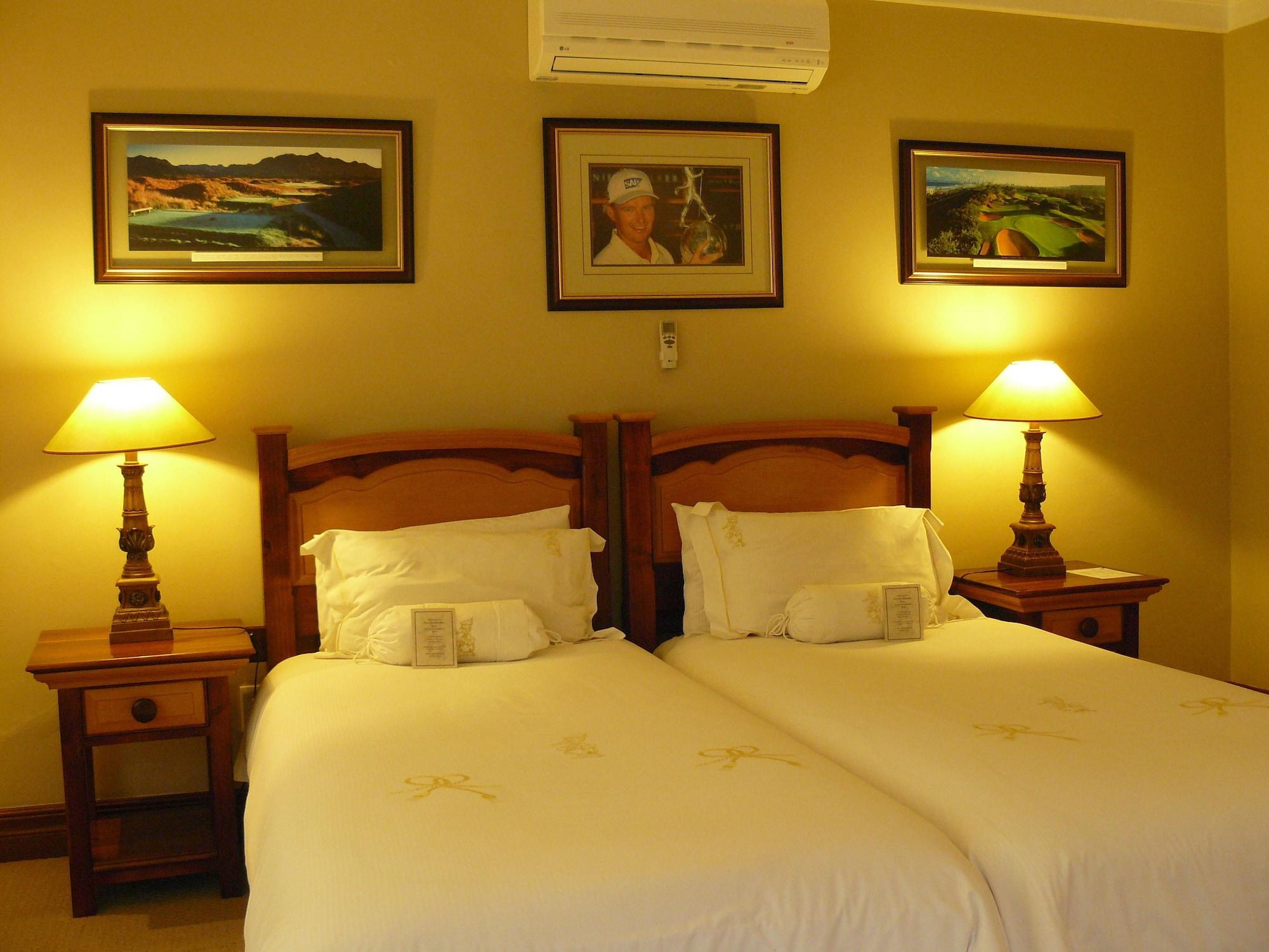 The Woodpecker Inn Pretoria-Noord Extérieur photo