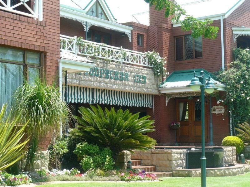 The Woodpecker Inn Pretoria-Noord Extérieur photo