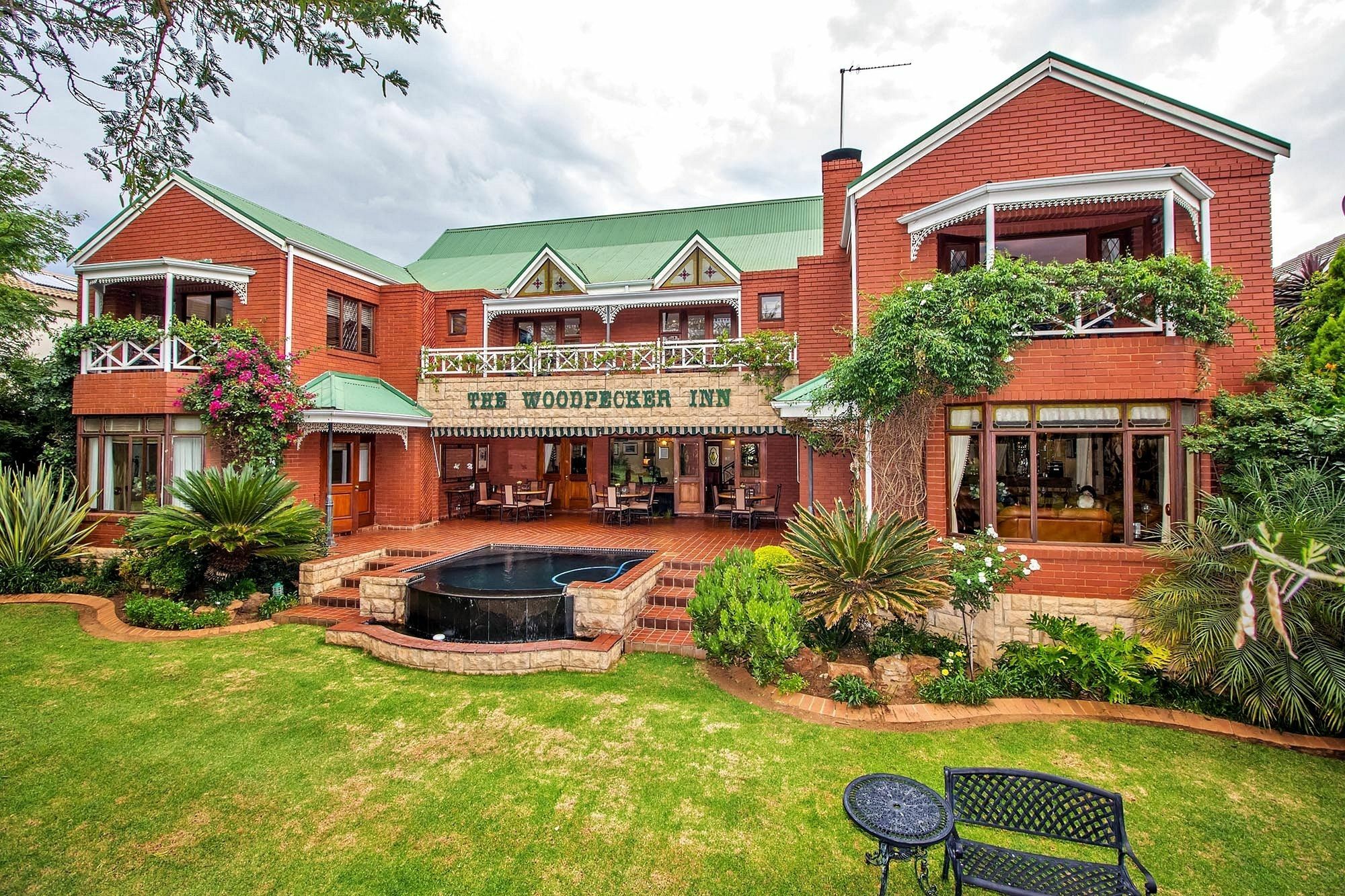 The Woodpecker Inn Pretoria-Noord Extérieur photo